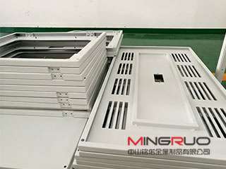 珠海钣金加工中山必一体育-中国一站式服务平台教你做机柜如何选择最好的板材