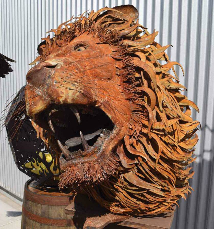 全球钣金新闻-金属制造狂:焊工制作动物的金属钣金-必一体育-中国一站式服务平台 全球钣金新闻-金属制造狂:焊工制作动物的金属钣金-必一体育-中国一站式服务平台